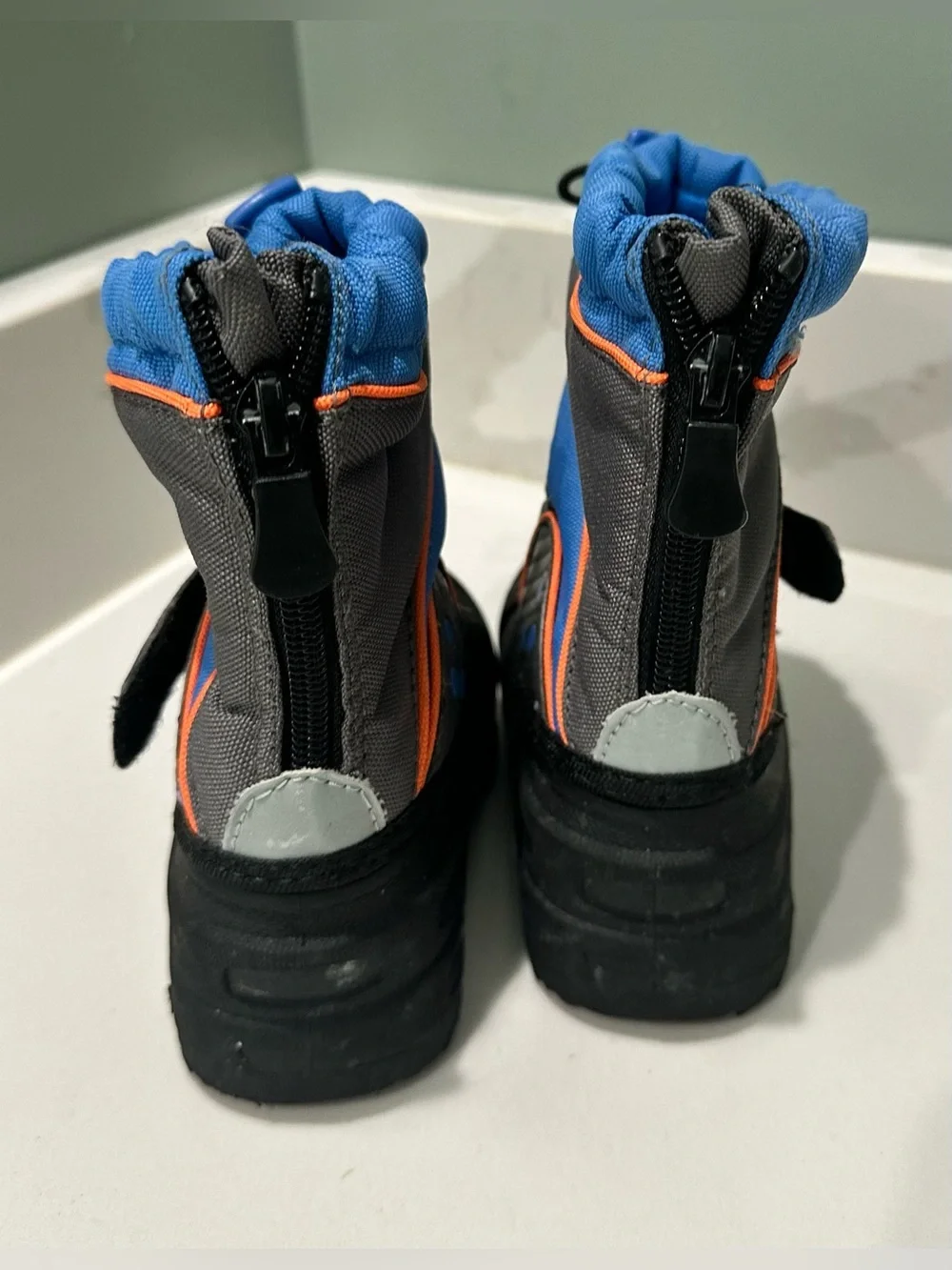 Target Circo Thermolite SNOW BOOTS - Toddler 5/6 Unisex Black/grey Blue